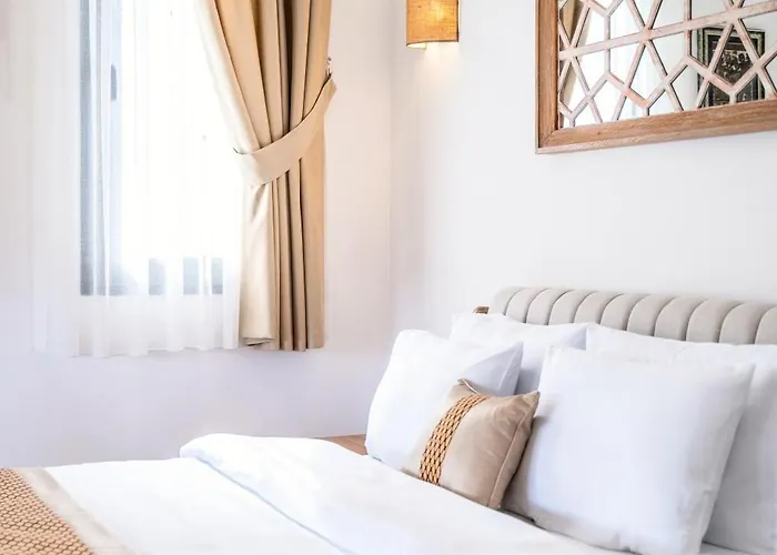 Zaena * Alacati