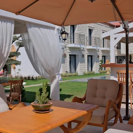 Zaena Hotel *